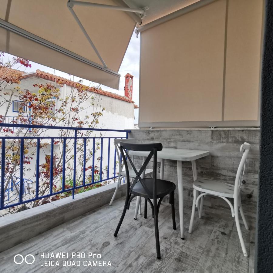 Family Apartment Zornitsa เนอาโฟเกีย ภายนอก รูปภาพ